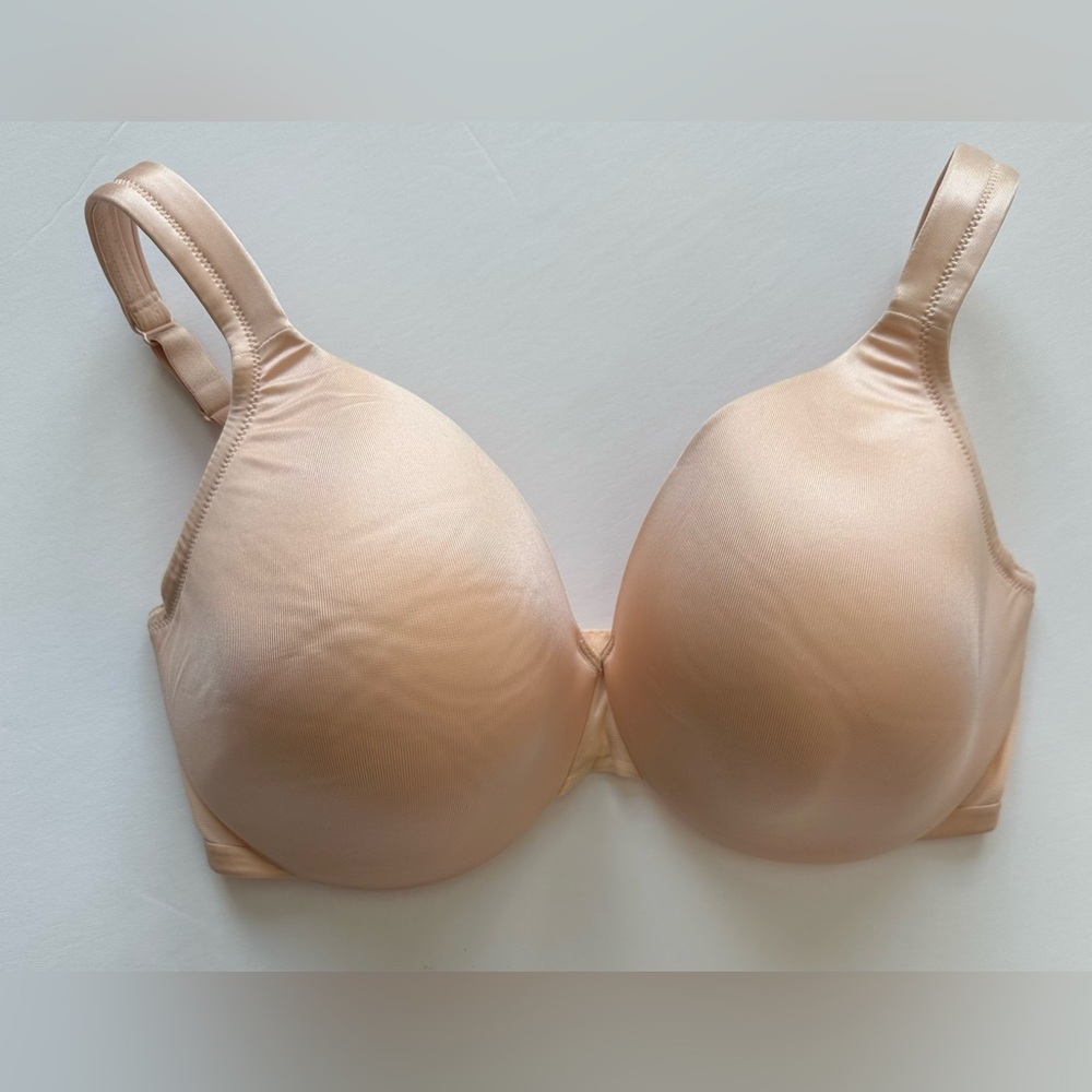 Cacique (from Lane Bryant) Cream Contour Bra Seamless Underwire - 38DDD